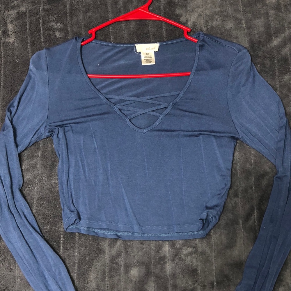 wet seal long sleeve top